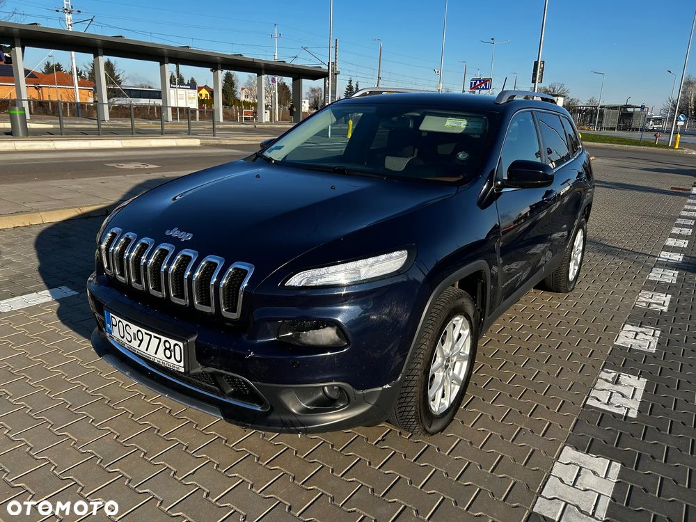 Jeep Cherokee - 1