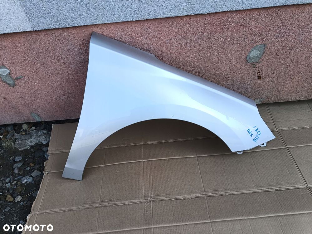 hyundai i30 iii 17r- błotnik prawy przód u3s oryginalny lakier - 1