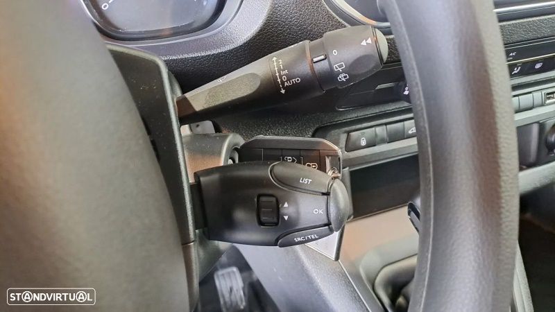 Opel Vivaro 1.5 CDTi L3H1 Essentia Inc - 25