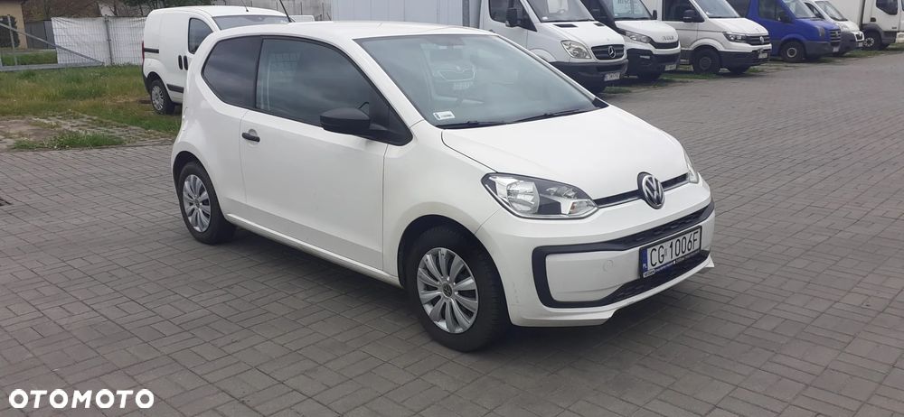 Volkswagen up! 1.0 Beats - 2