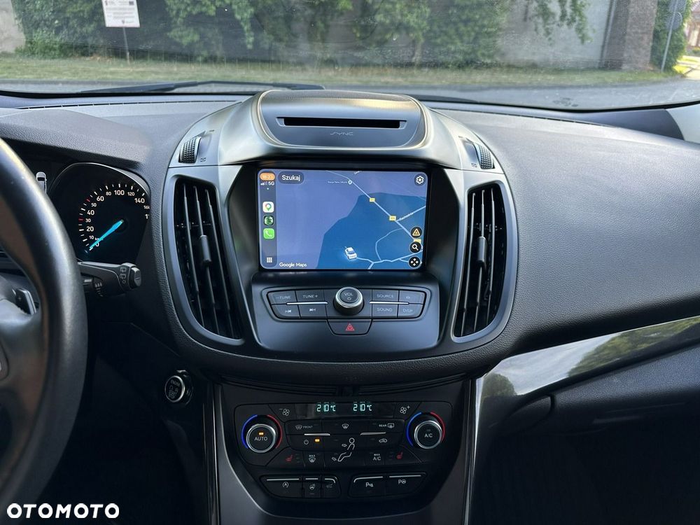 Ford Kuga - 17
