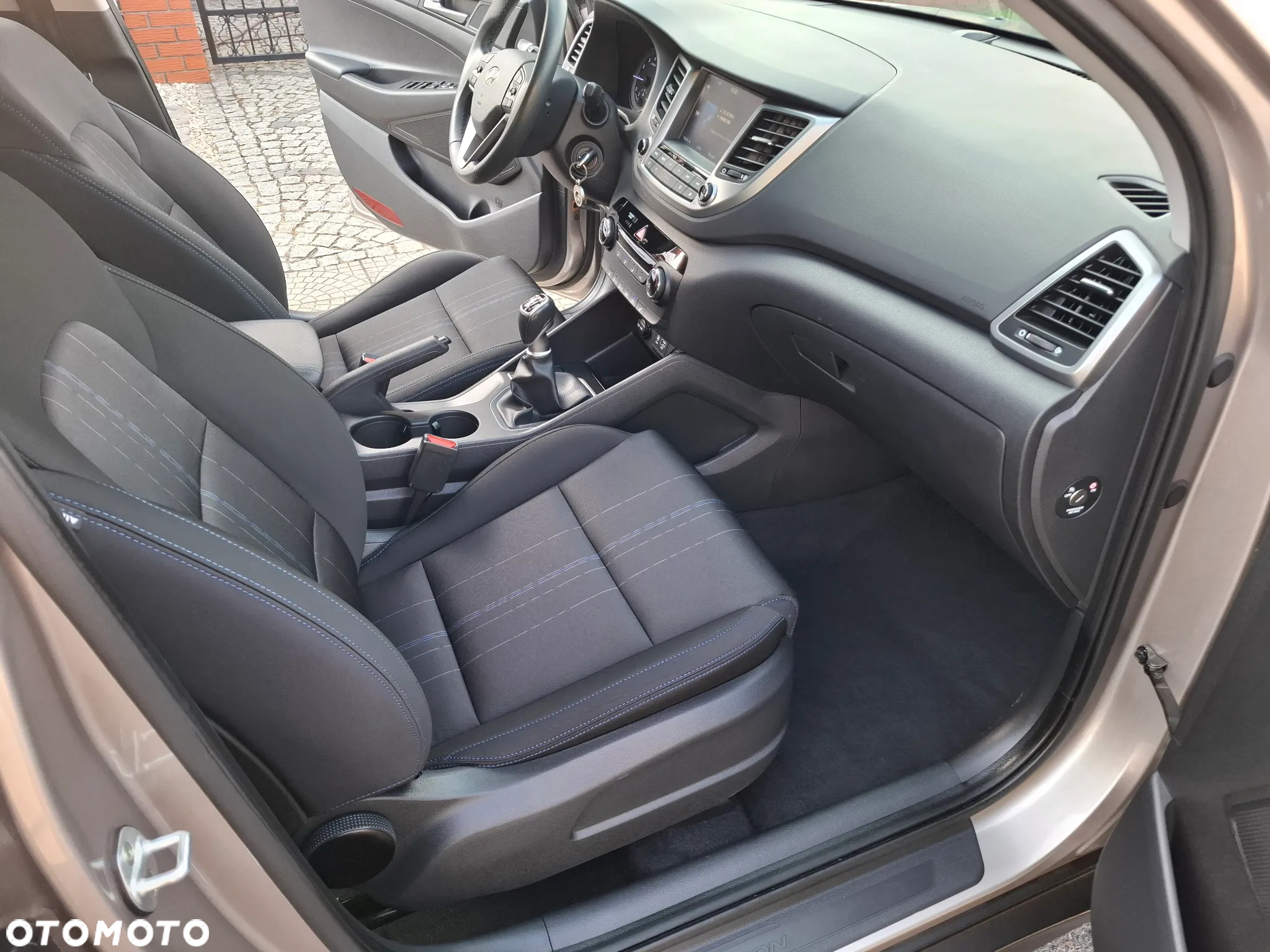 Hyundai Tucson 1.6 GDi Comfort 2WD - 27