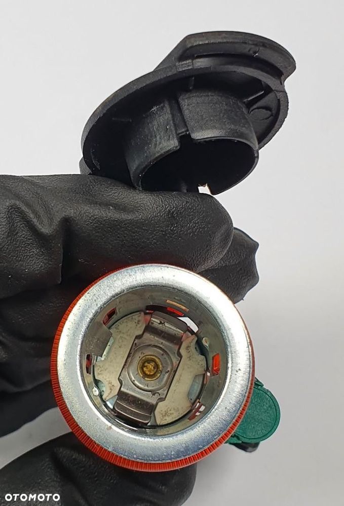GNIAZDO ZAPALNICZKI 12V VW NEW BEETLE 1C 1J0919309 - 3