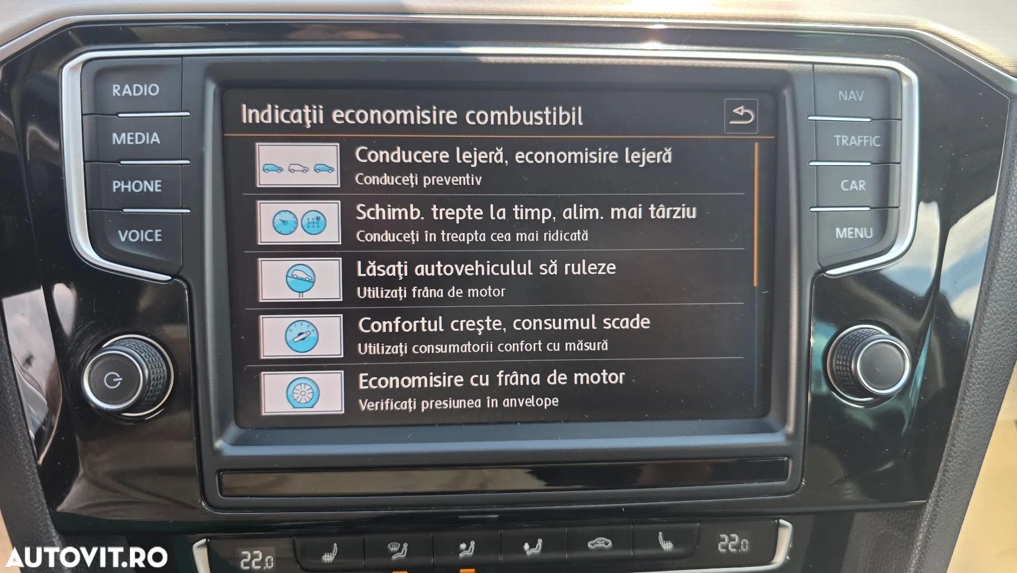 Volkswagen Passat - 17