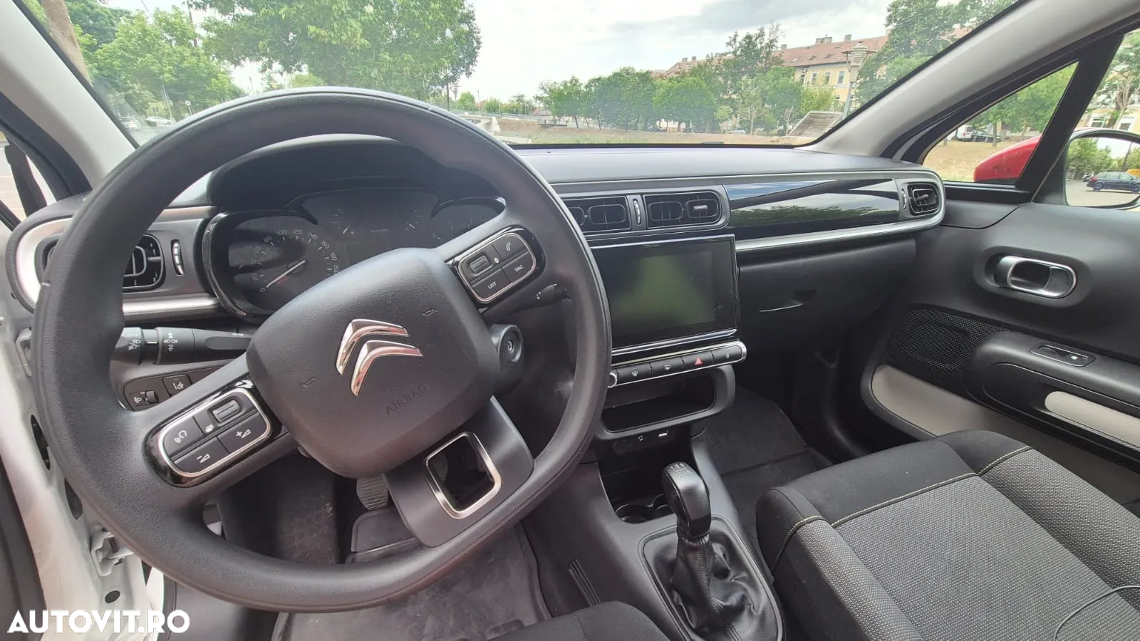Citroën C3 1.2 PureTech BVM Feel - 3