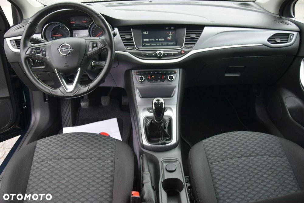 Opel Astra - 27