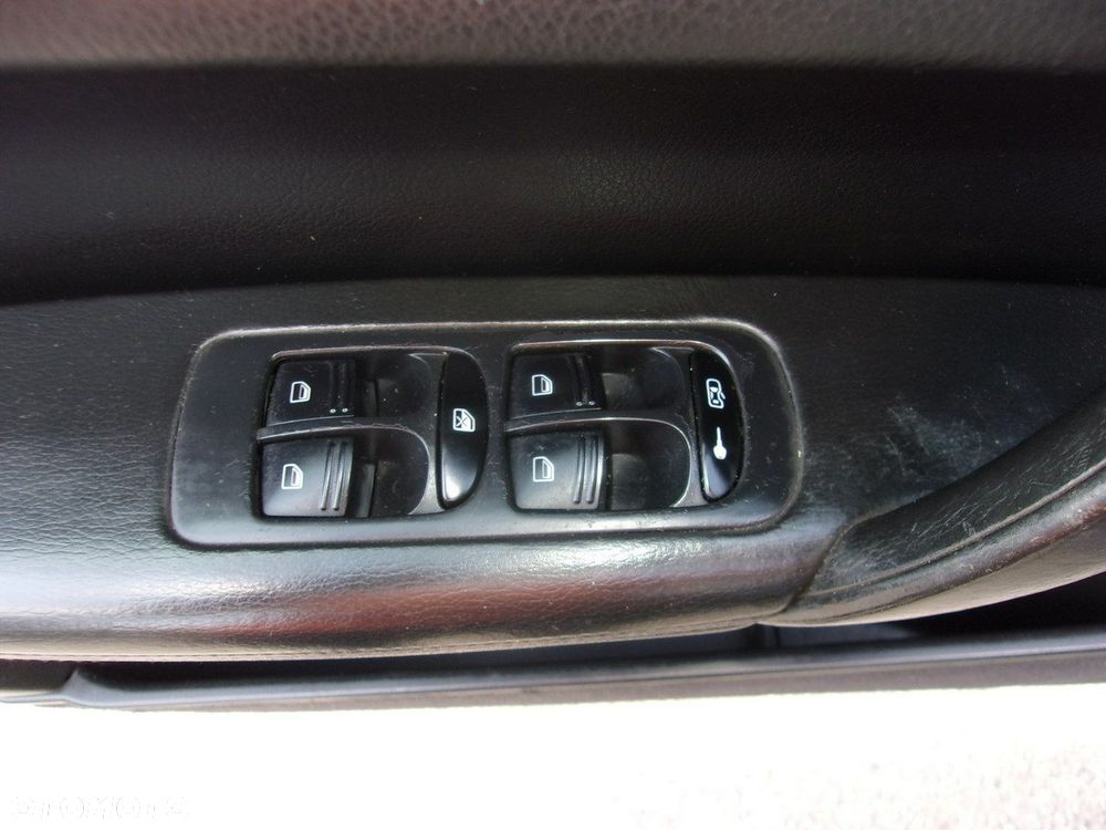 Porsche Cayenne - 16