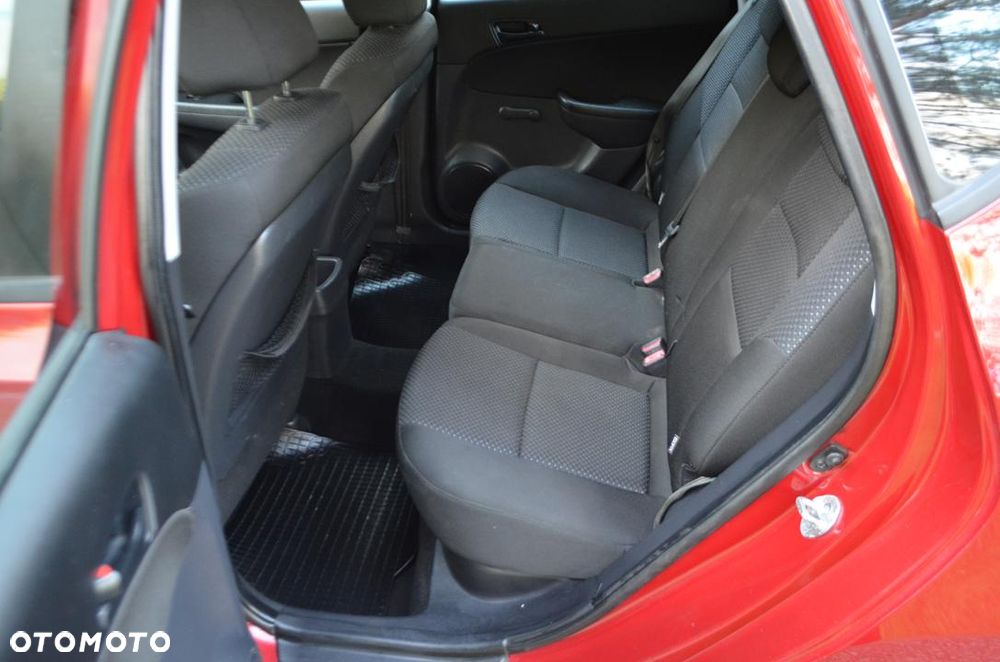 Hyundai i30 1.4 Base - 17
