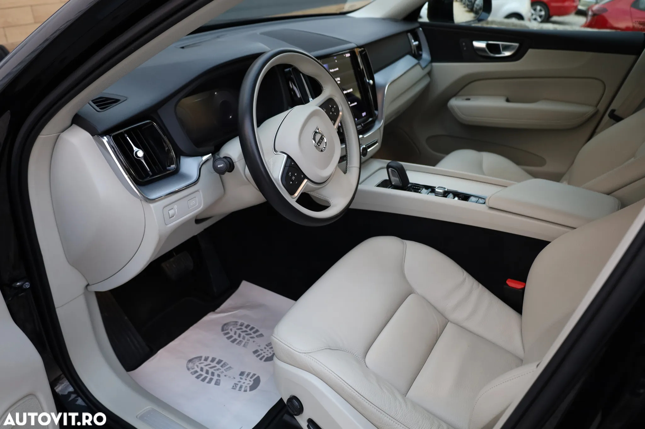Volvo XC 60 B4 D Geartronic Momentum - 10