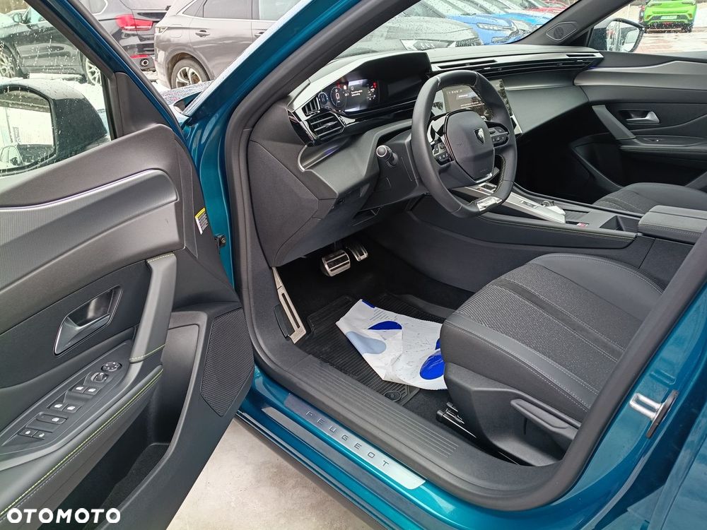 Peugeot 408 1.2 PureTech mHEV GT S&S e-DSC6 - 11