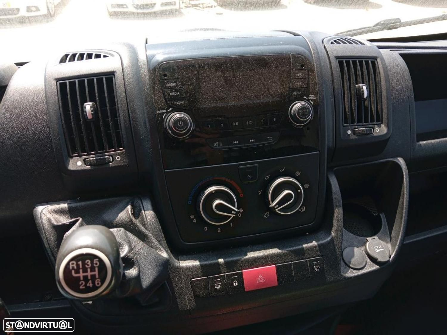 Peugeot Boxer 2.2 BlueHDi 333 L2H2 Pro - IVA Dedutível - 7