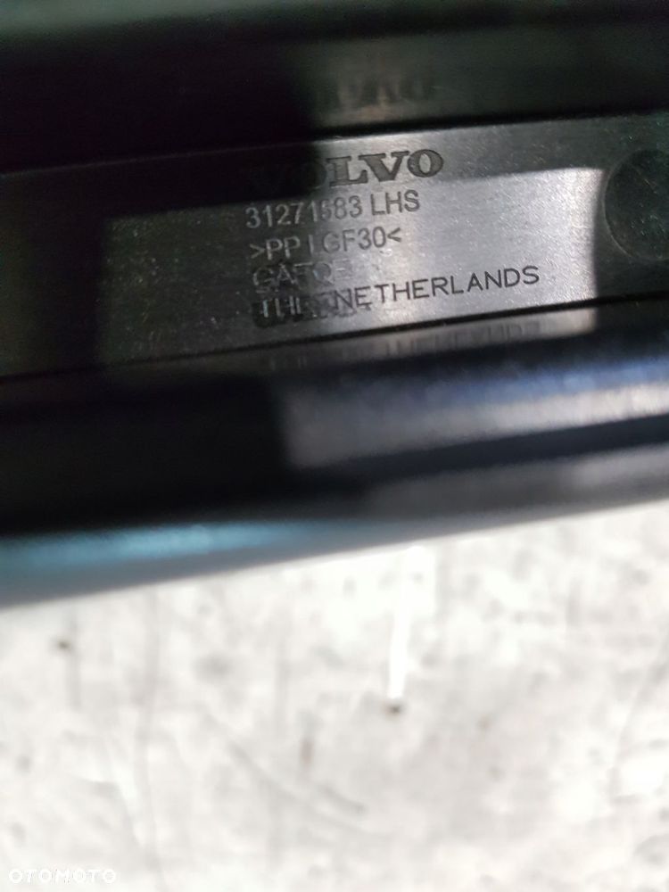 szyna prowadnica podłogi bagażnika lewa 31271583 volvo xc60 i 3.2b eu 12r - 8