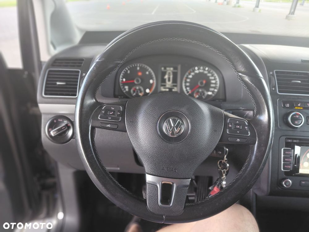Volkswagen Touran 2.0 TDI DPF BlueMotion Technology Life - 14