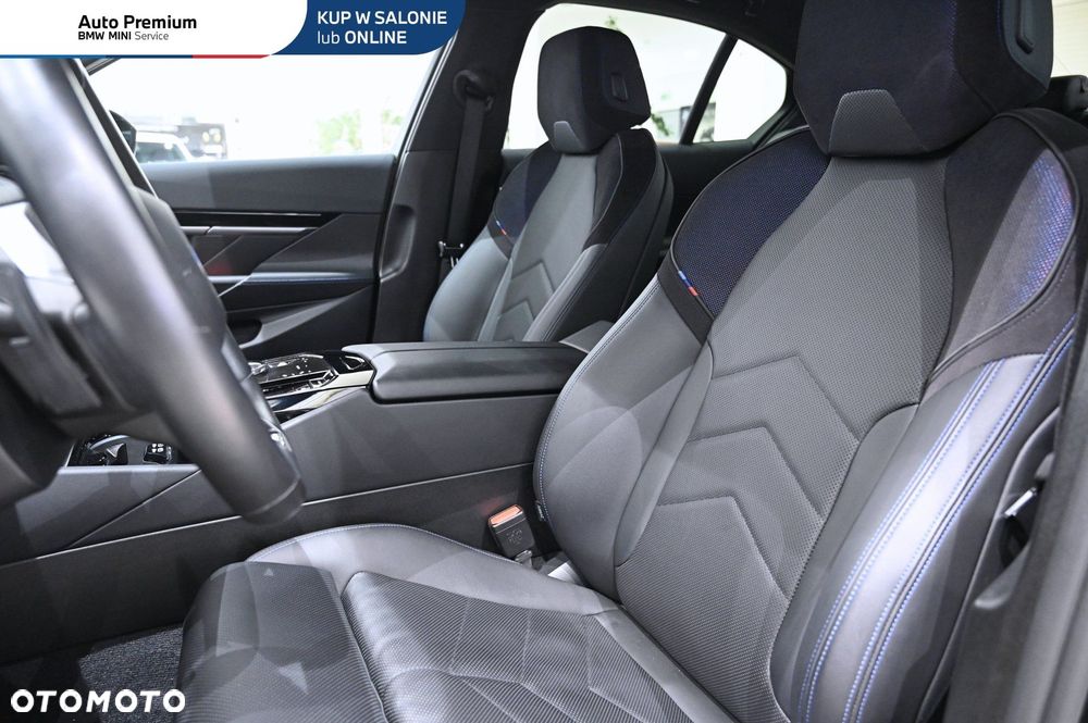 BMW Seria 5 520d mHEV M Sport - 12