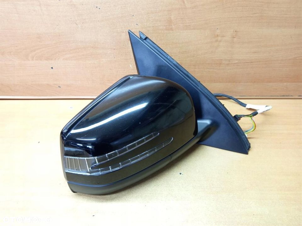 LUSTERKO PRAWE MERCEDES GL X166 108 040U EU - 2