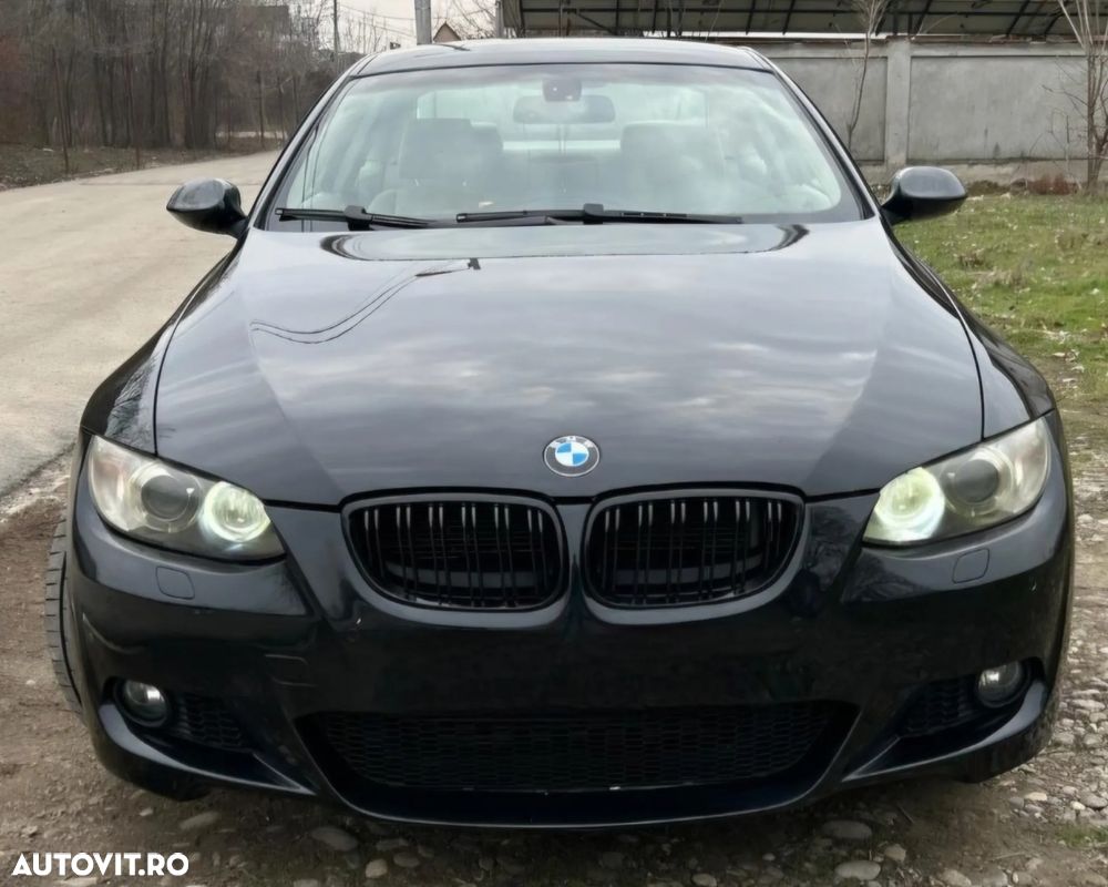 BMW Seria 3 330d Aut. Coupe - 1