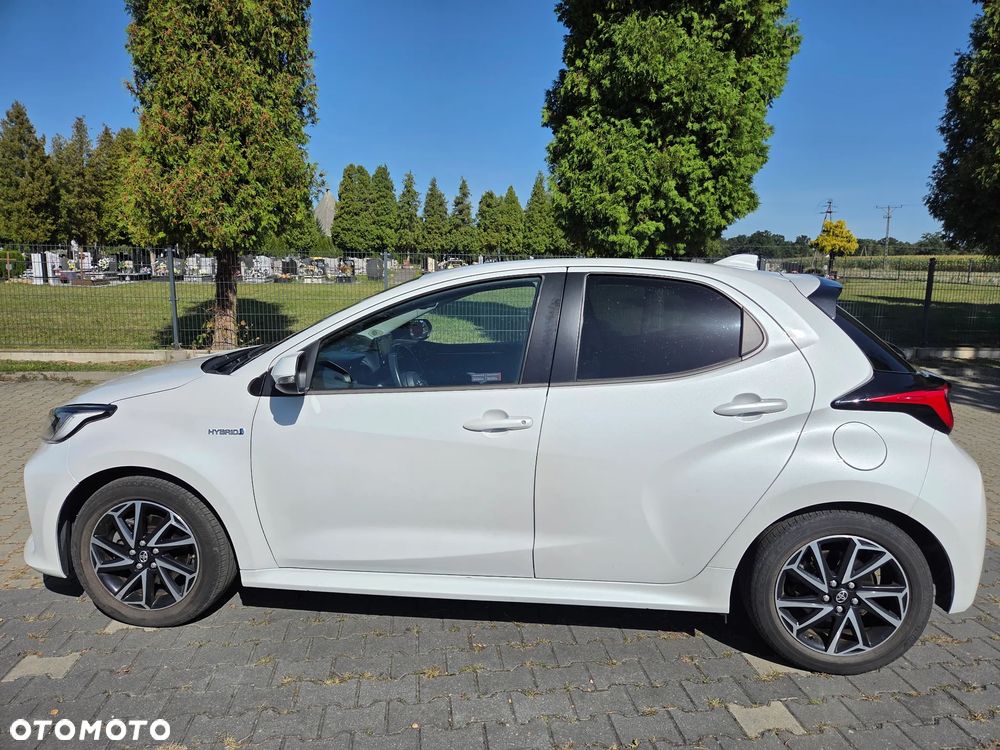 Toyota Yaris - 12