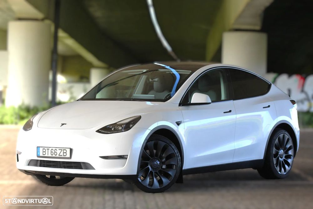 Tesla Model Y Long Range Dual Motor AWD - 1