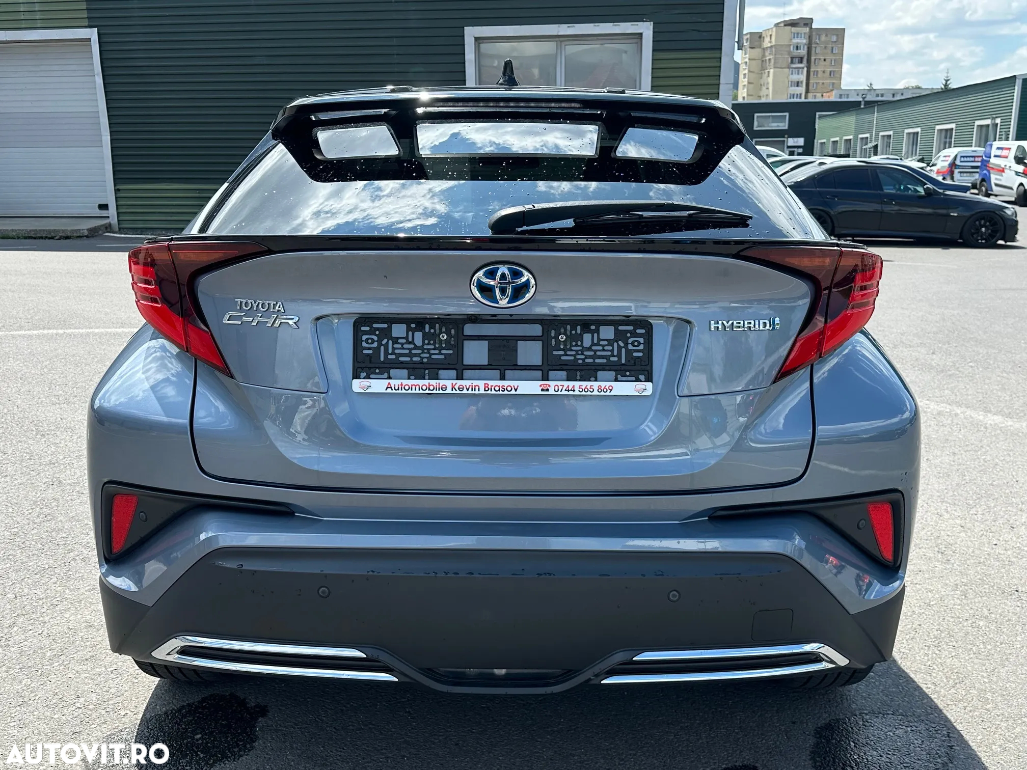 Toyota C-HR 2.0 HSD 184 CP 4x2 CVT Classy Bi-Tone - 14