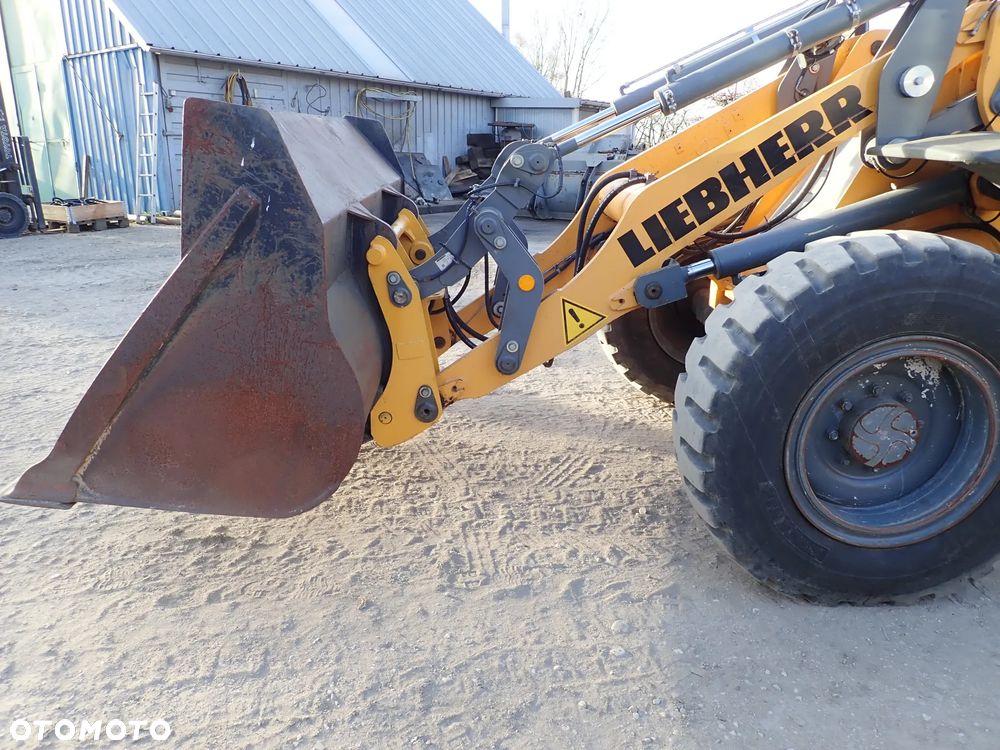 Liebherr L514 - 2