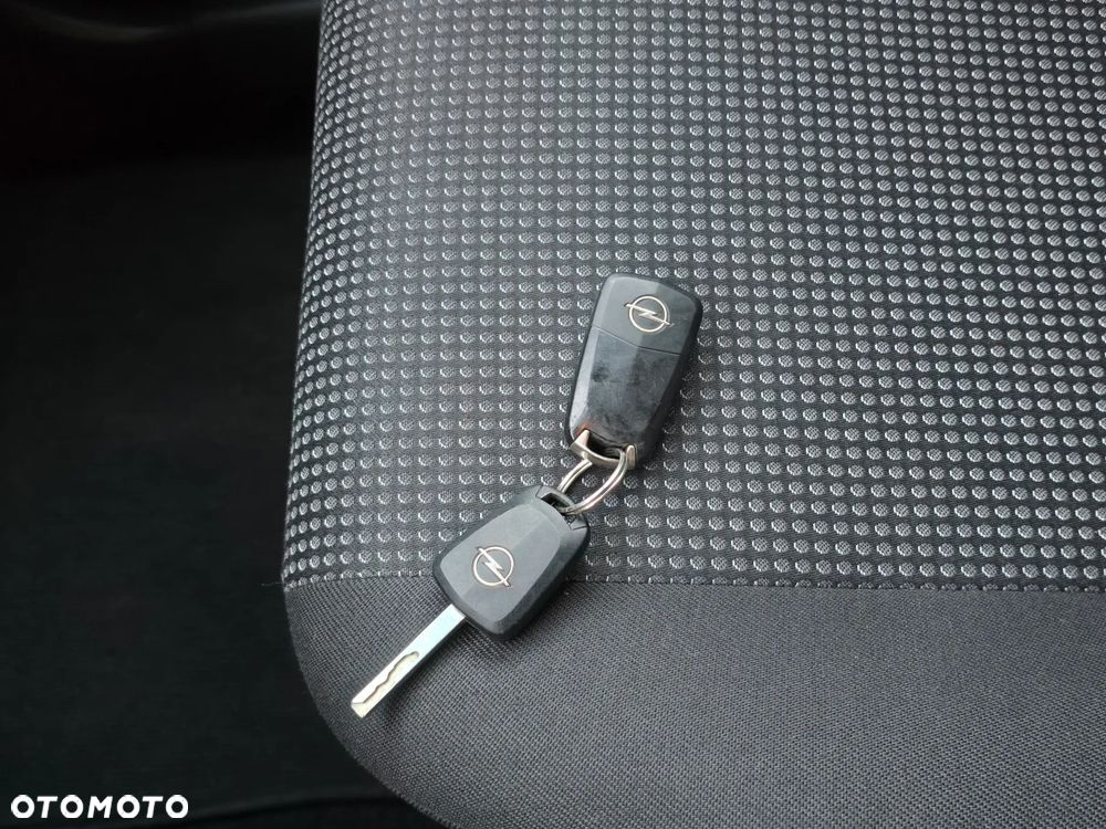 Opel Meriva 1.4 INNOVATION - 30