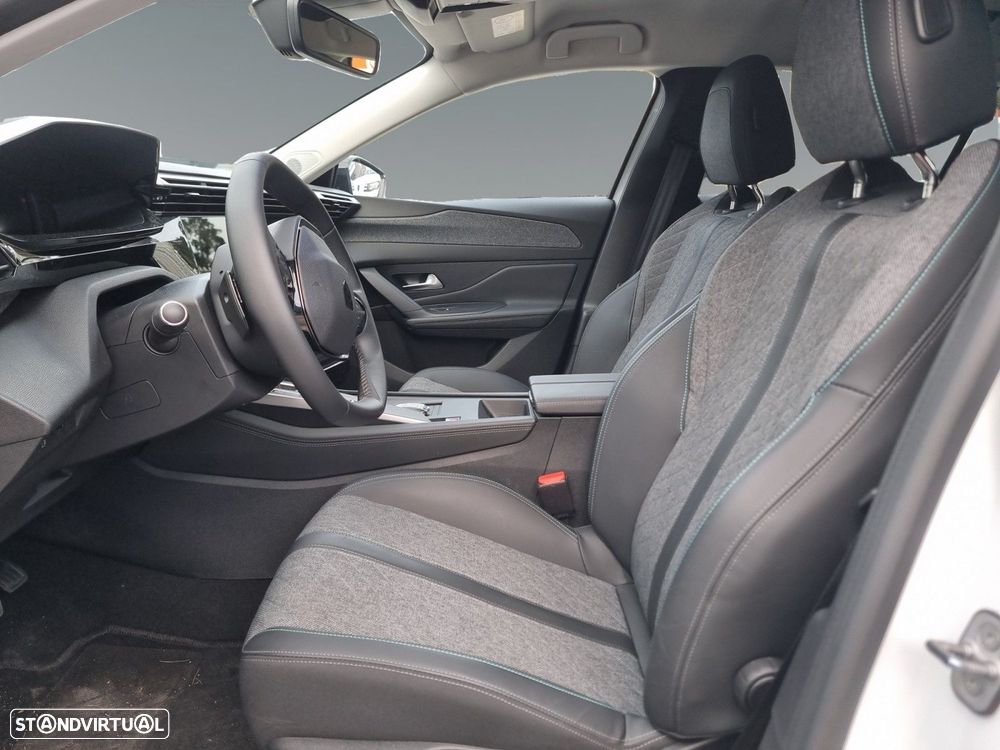 Peugeot 408 1.6 Hybrid Allure e-EAT8 - 10