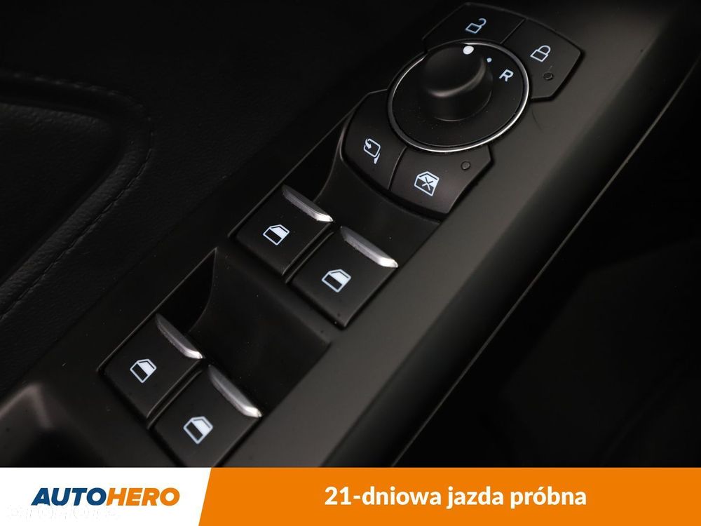 Ford Focus - 37