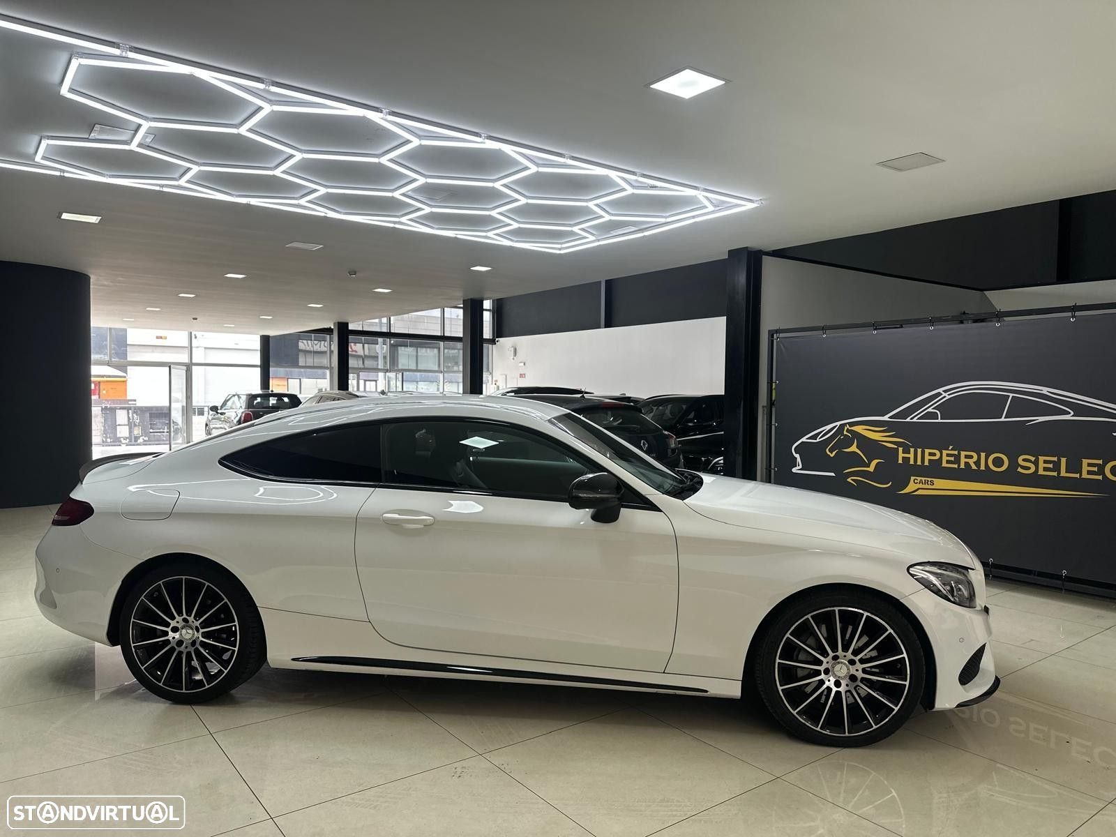 Mercedes-Benz C 250 d Coupe 9G-TRONIC AMG Line - 5