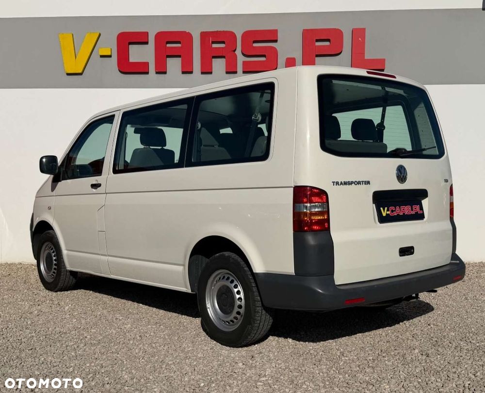 Volkswagen Transporter - 4