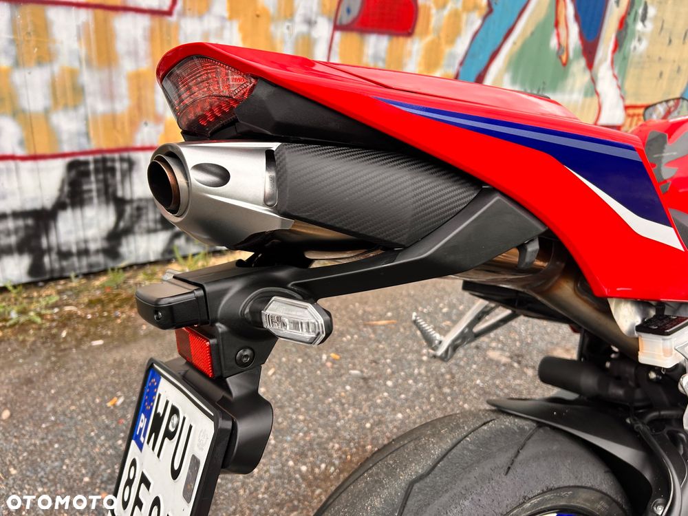 Honda CBR - 17
