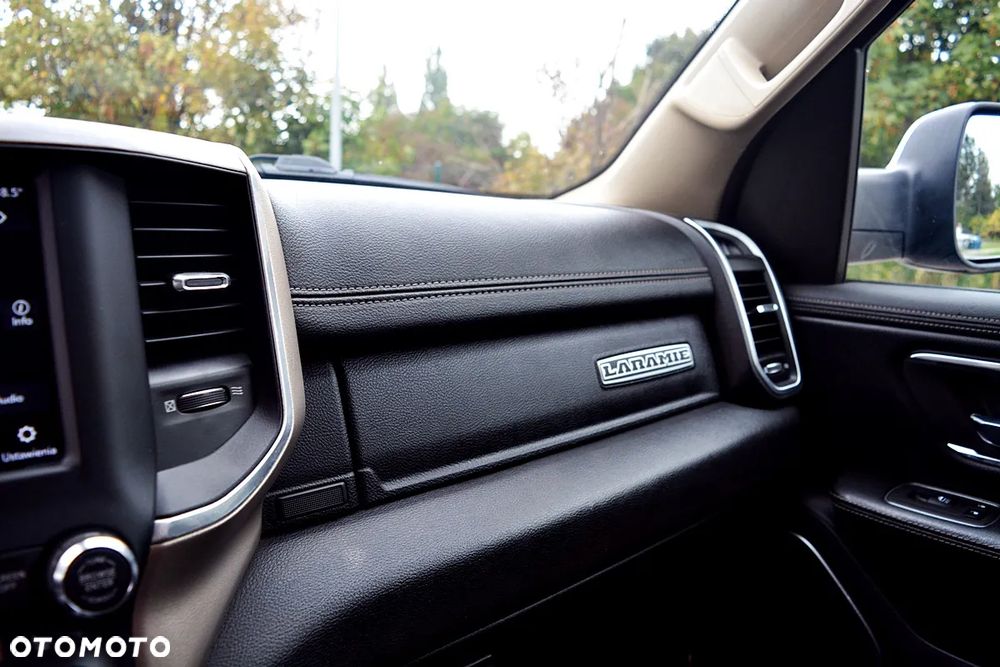 Dodge RAM 5.7 4x4 - 28