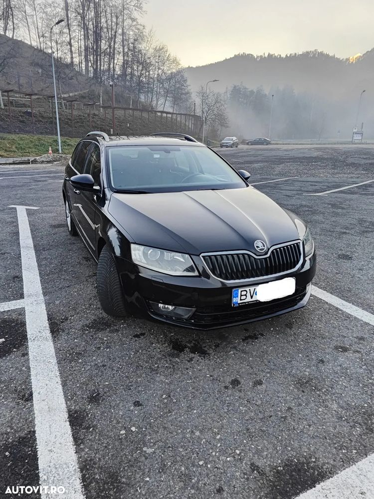 Skoda Octavia 1.6 TDI STYLE DSG - 1