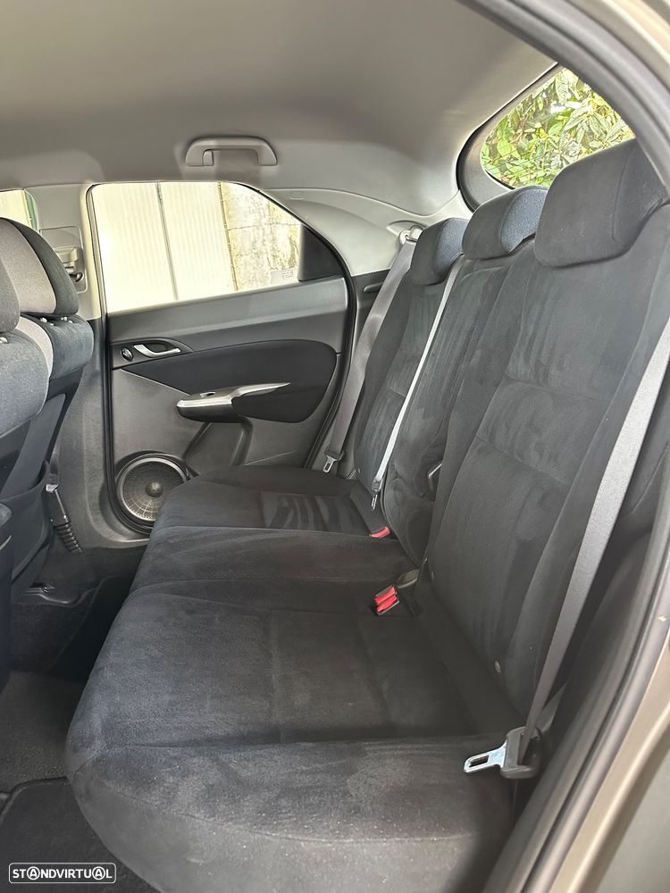 Honda Civic 1.4 Sport - 18