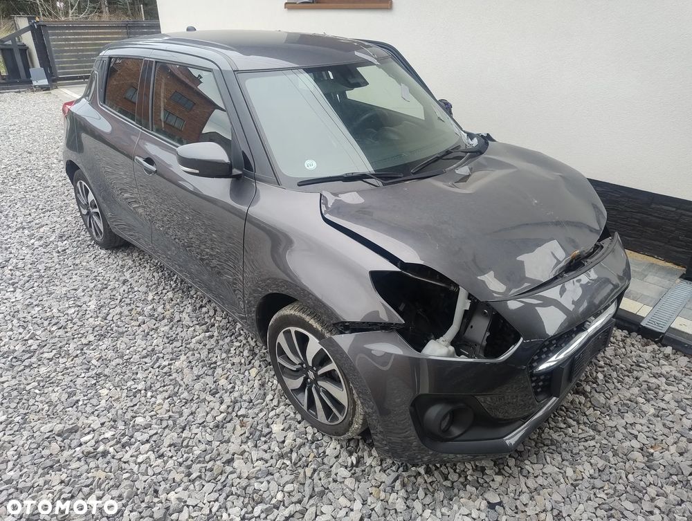 Suzuki Swift 1.2 SHVS Premium Plus - 5