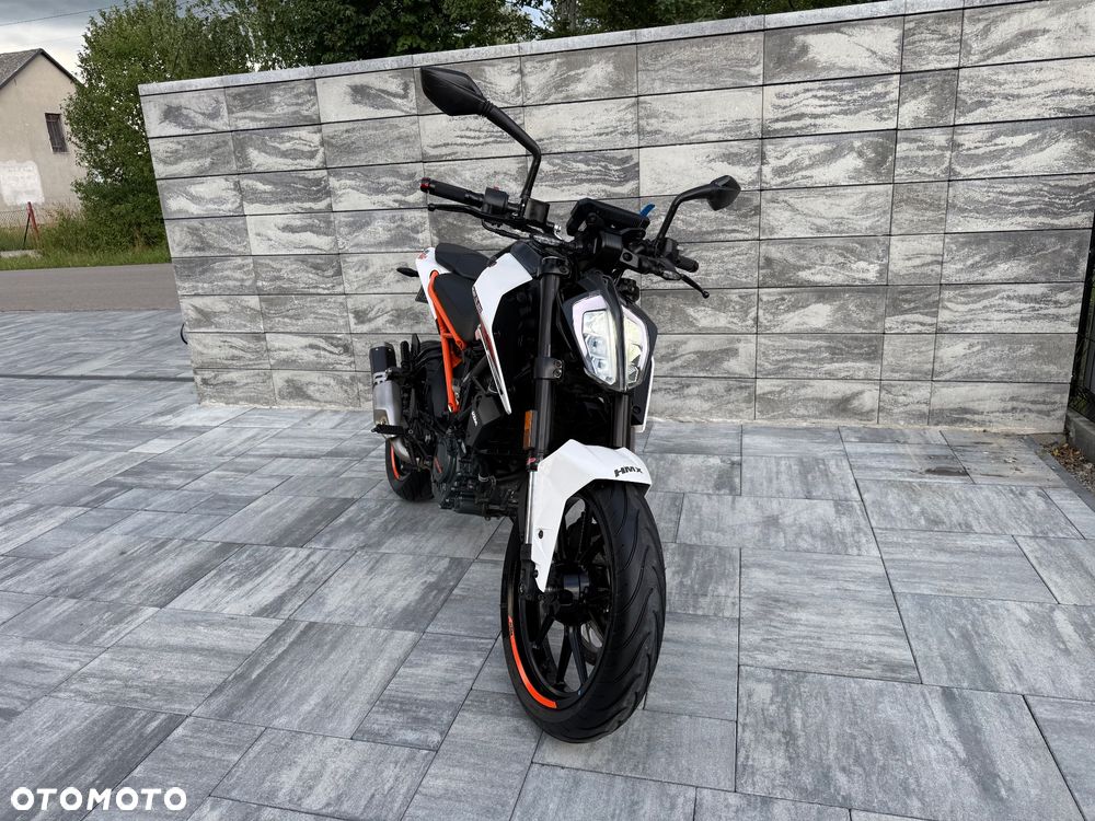 KTM Duke 125 - 16