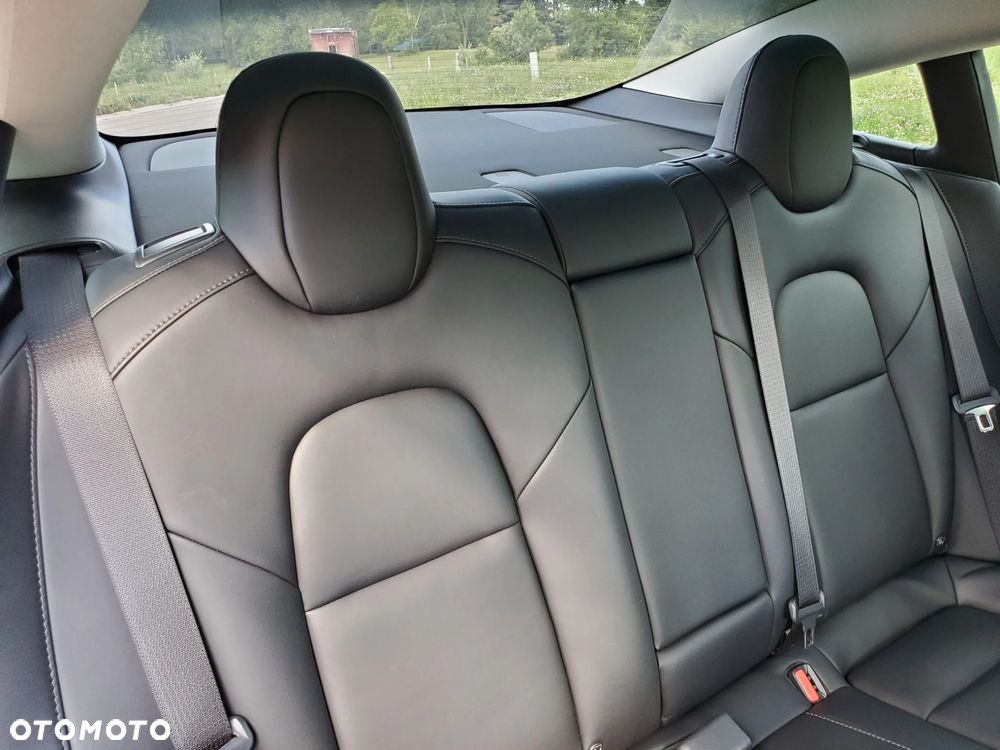 Tesla Model 3 Langstreckenbatterie Allradantrieb Dual Motor - 14