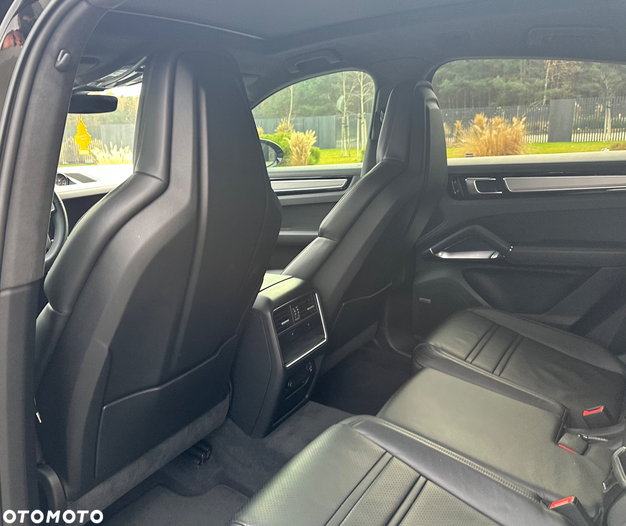 Porsche Cayenne Coupe Turbo - 15