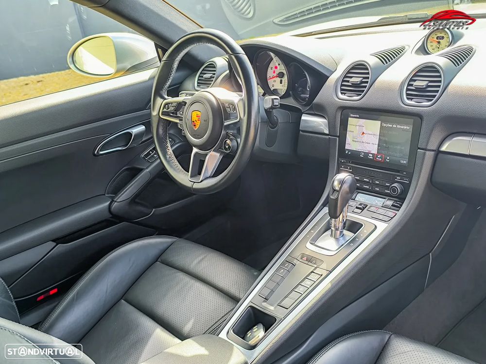 Porsche 718 Cayman - 20