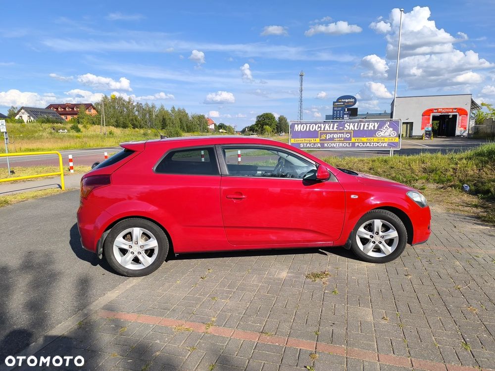 Kia ProCeed - 2