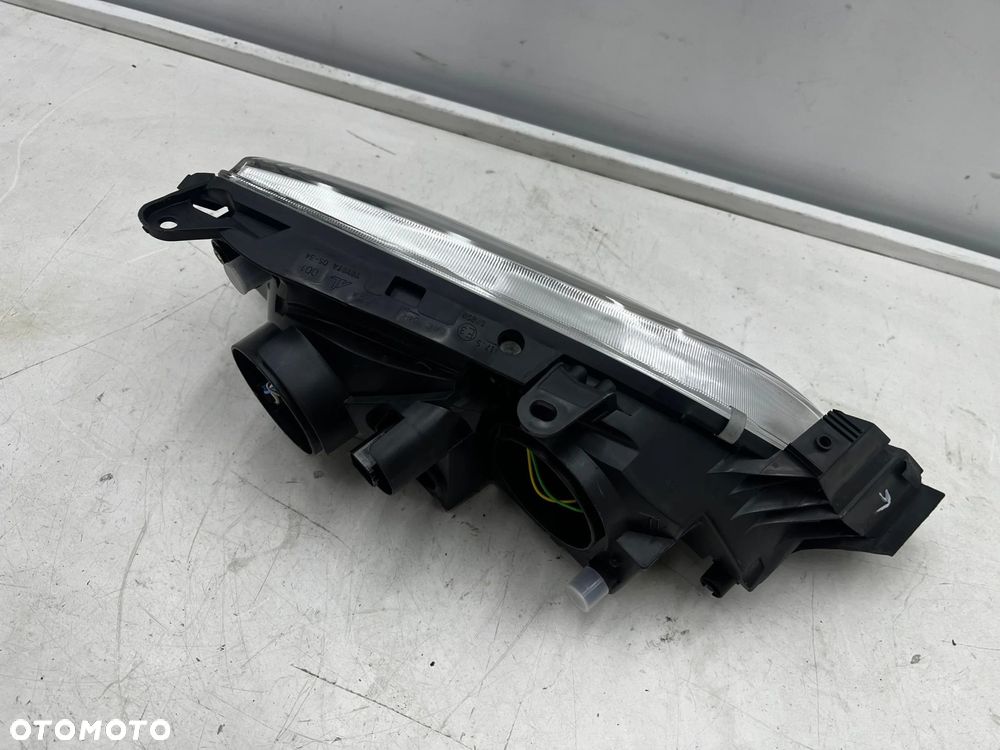 Lampa reflektor Toyota Avensis I T22 Lift 00-03r. NOWA lewa oryginał Europa jasna lewy przód 92101a2 - 8