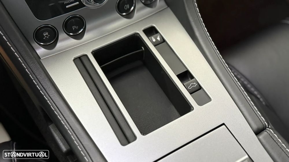 Aston Martin Vantage Coupe V8 S Sportshift - 24