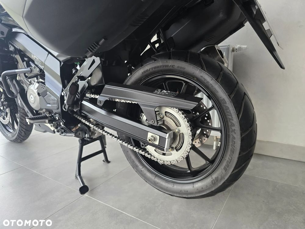 Suzuki V-STROM - 27