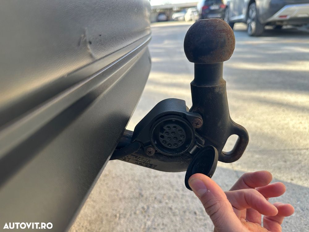 Volkswagen Tiguan 2.0 TDI 4Mot DSG Comfortline - 32