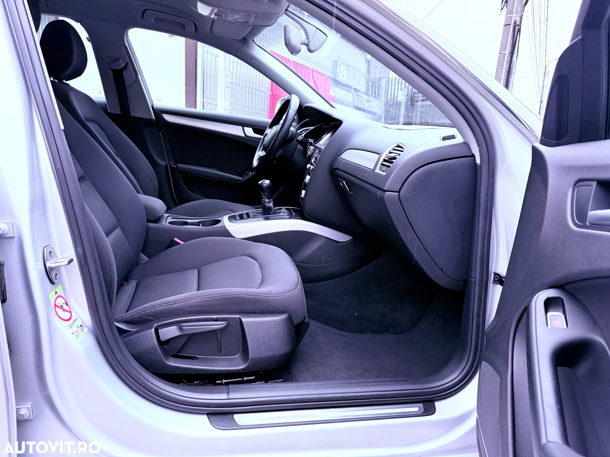 Audi A4 2.0 TDI DPF Attraction - 13