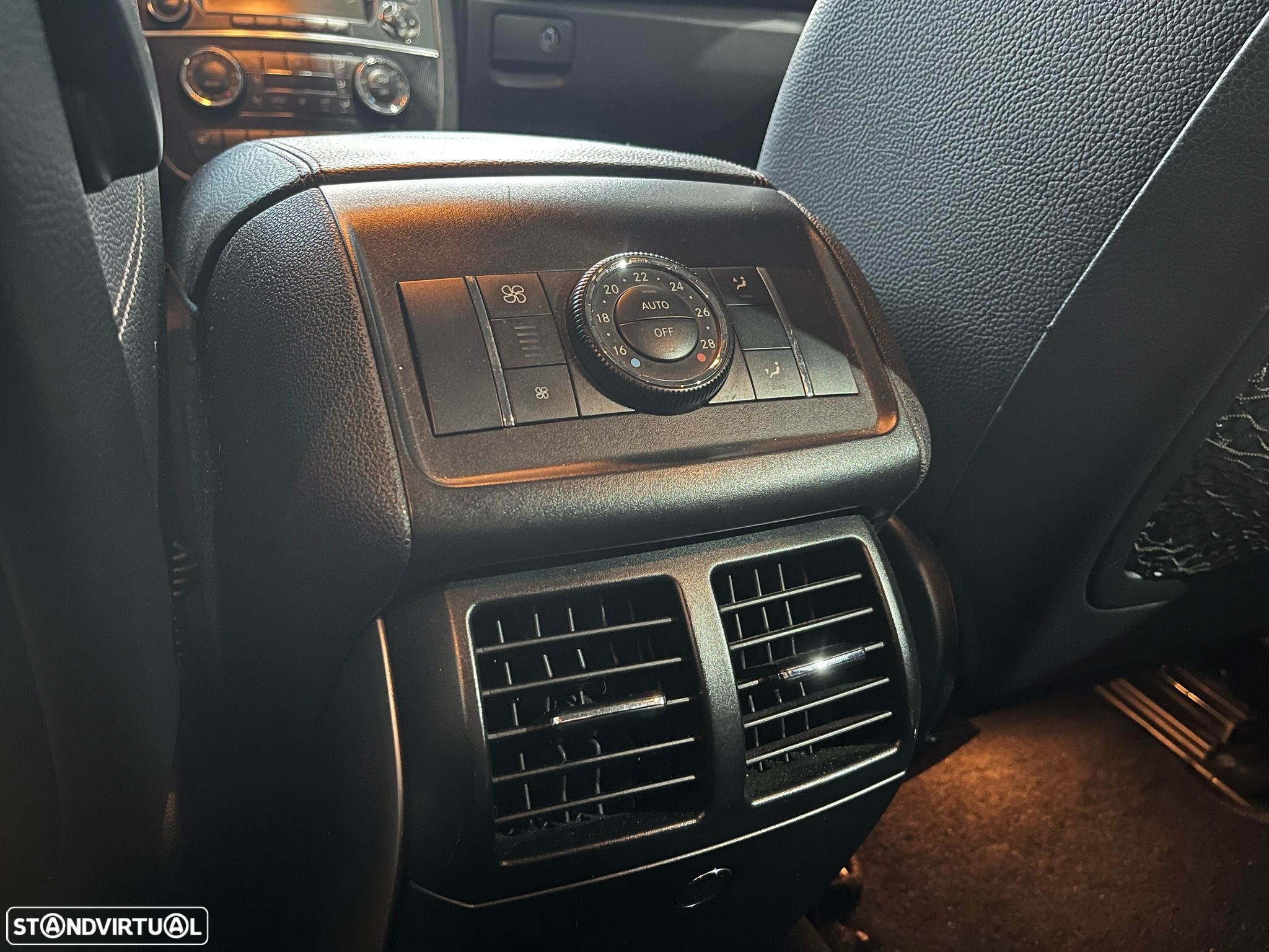 Mercedes-Benz R 320 CDi 4-Matic Longo - 22