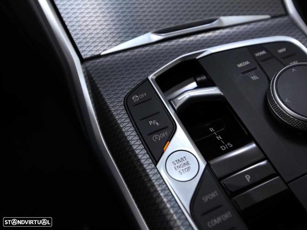 BMW 330 i Touring xDrive Aut. - 22