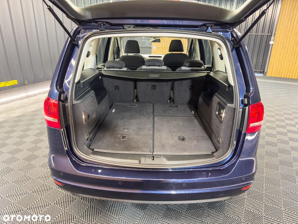 Volkswagen Sharan 2.0 TDI BlueMotion Technology Highline - 22