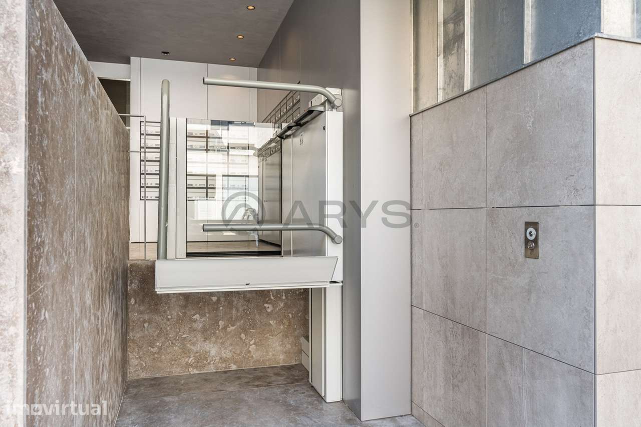 Apartamento T0 Novo em condomínio fechado com Varanda - Grande imagem: 4/44