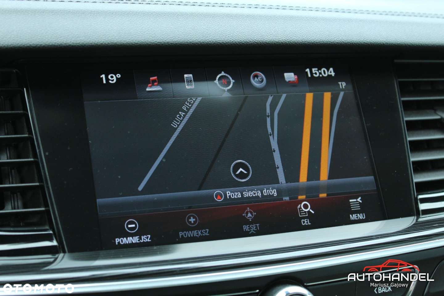 Opel Insignia - 20