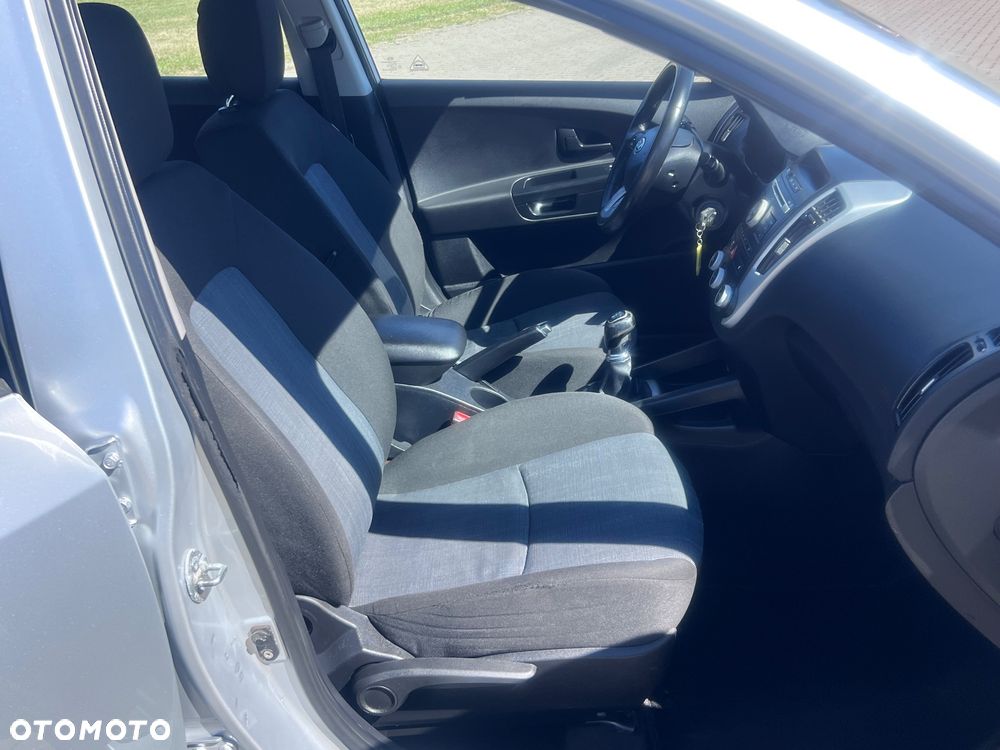 Kia Ceed 1.6 CVVT EX - 18